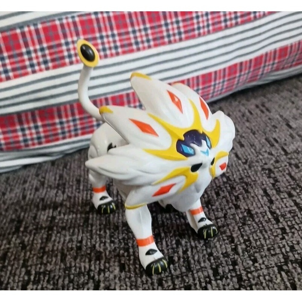 2017 McDonalds Happy Meal Toy Pokemon Legendary Sun Moon Solgaleo
